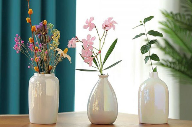 Bud Vases for Go-Anywhere Botanical Decor